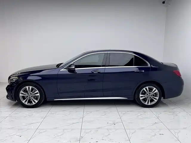 Mercedes-Benz C-Class 2019 C 180 L Fashionable Sports Edition купить на сайте DeffCars