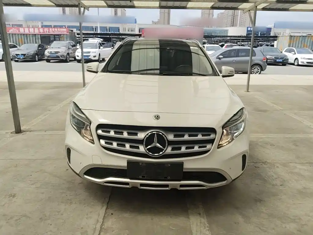 Mercedes-Benz GLA 2018 GLA 200 Dynamic купить на сайте DeffCars