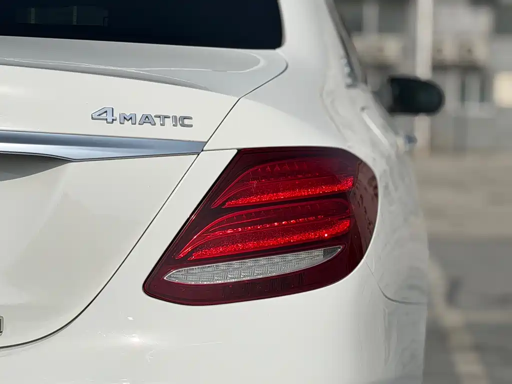 Mercedes-Benz E-Class 2017 E 200 L 4MATIC купить на сайте DeffCars