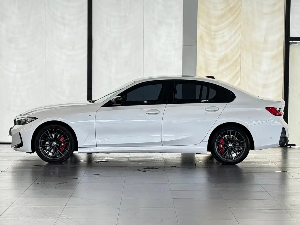 BMW 3 Series 2024 325i M Sports Night Package купить на сайте DeffCars