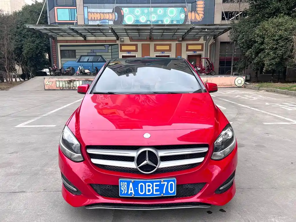 Mercedes-Benz B-Class 2015 B 200 Dynamic купить на сайте DeffCars