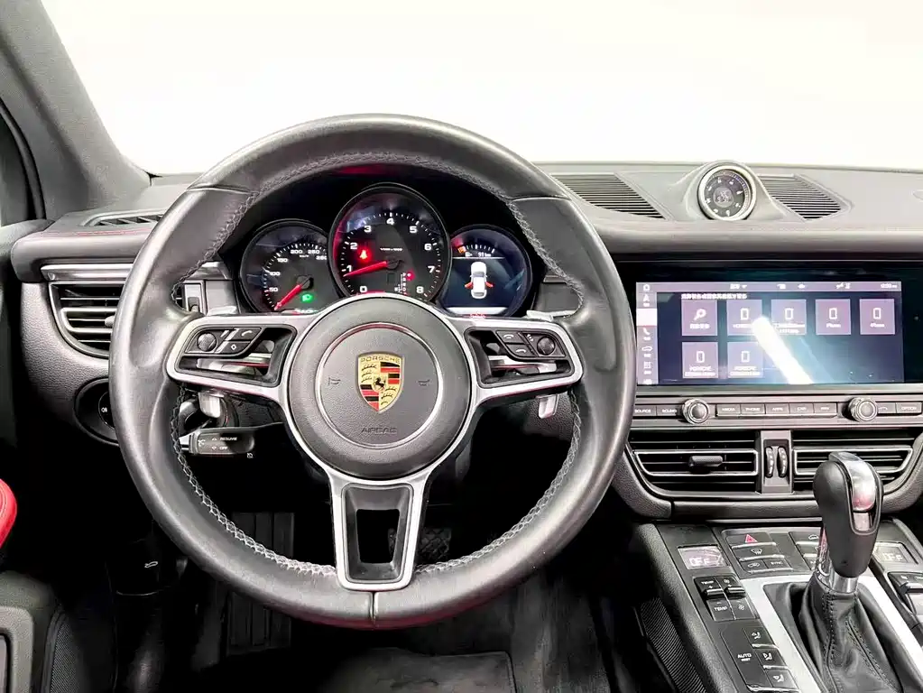 Macan 2021 Macan 2.0T купить на сайте DeffCars
