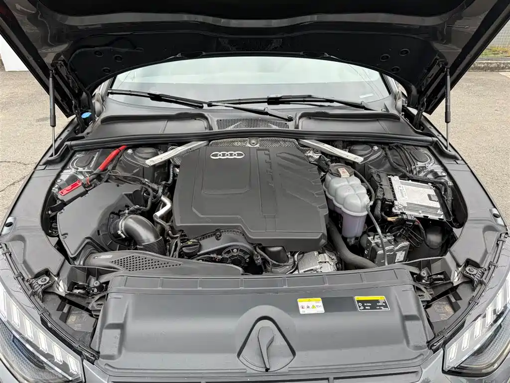 Audi A4L 2024 40 TFSI quattro RS kit combustion speed type купить на сайте DeffCars