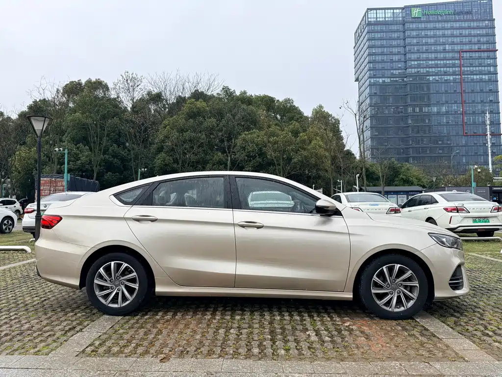 Binrui 2018 14T CVT Colorful Edition купить на сайте DeffCars