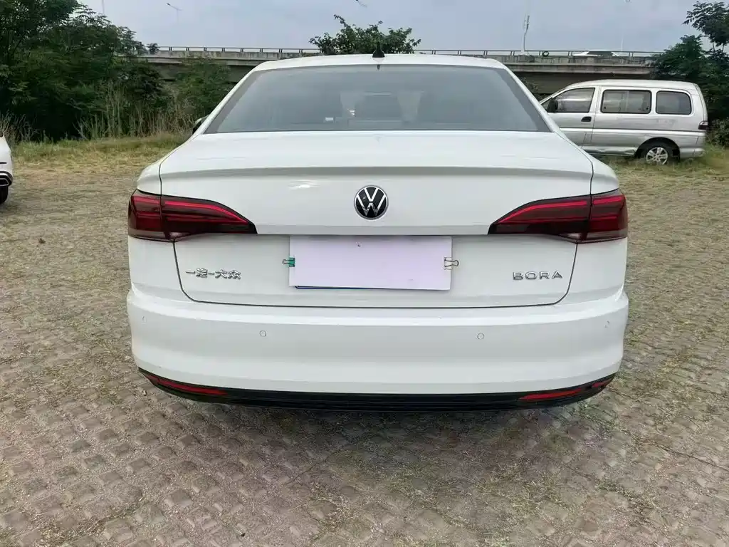 Bora 2021 1.5L automatic comfort intelligent connected version купить на сайте DeffCars