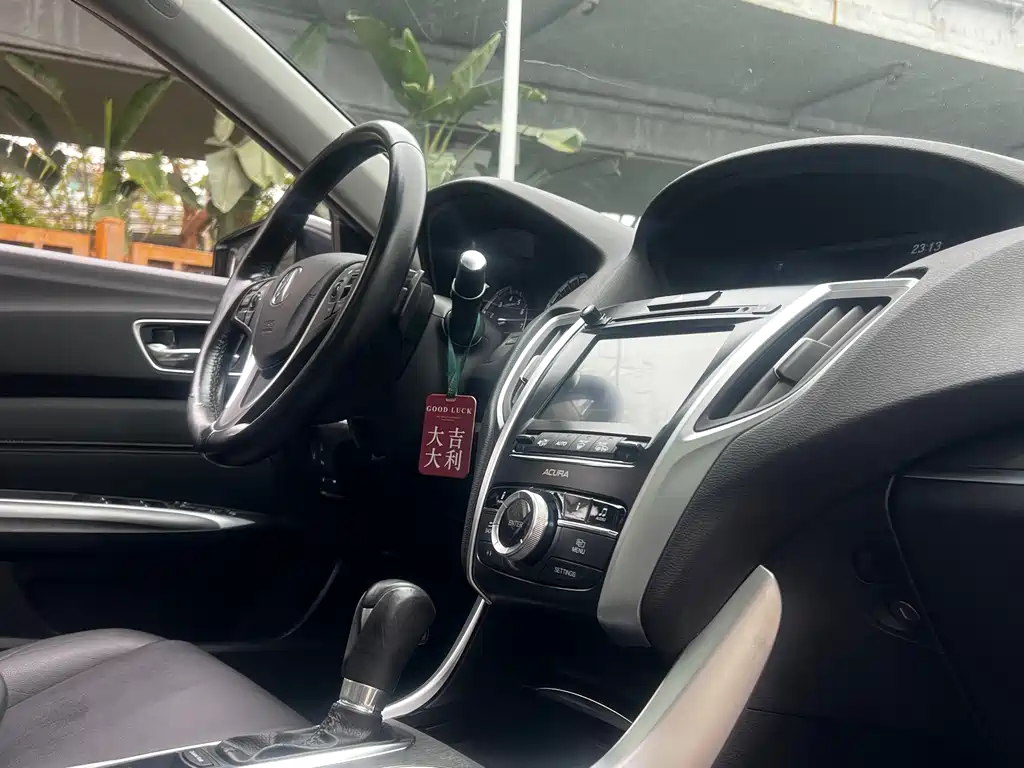 Acura TLX-L 2018 2.4L Enjoy Edition купить на сайте DeffCars