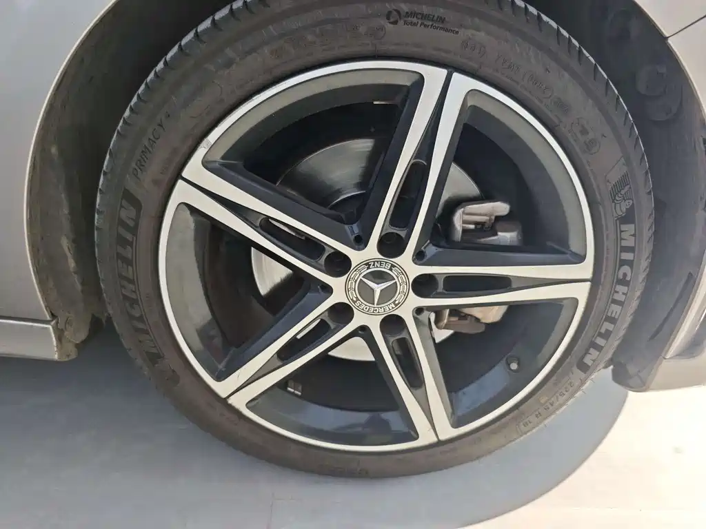 Mercedes-Benz A-Class 2020 A 220 L 4MATIC Sports Sedan купить на сайте DeffCars