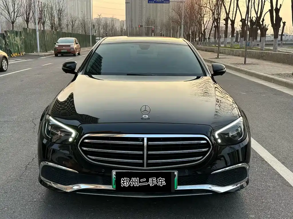 Mercedes-Benz E-Class New Energy 2022 Model 2 E 350 e L plug-in hybrid sedan купить на сайте DeffCars