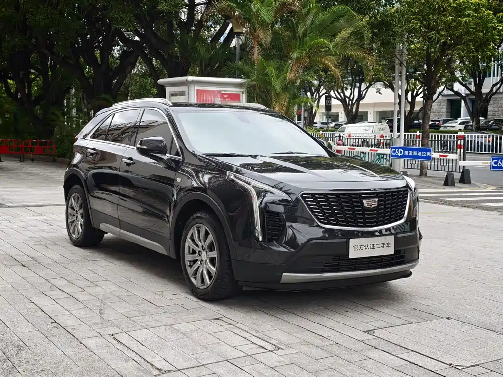 Cadillac XT4 2018 28T two-wheel drive leading model купить на сайте DeffCars