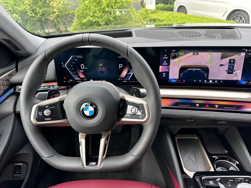 BMW 5 Series 2024 530Li Exclusive M Sports Package купить на сайте DeffCars