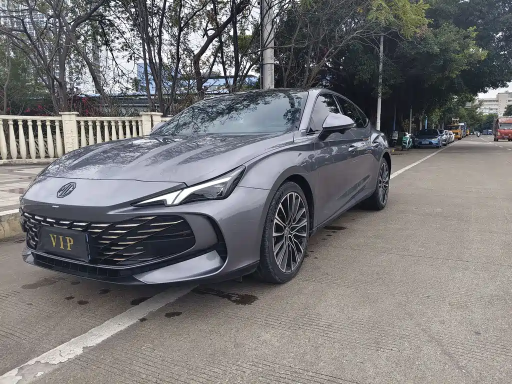 MG7 2023 2.0T Automatic Beauty Hunting Luxury Edition купить на сайте DeffCars