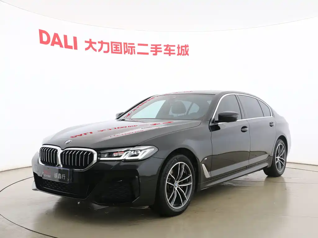BMW 5 Series 2022 525Li M Sports Package купить на сайте DeffCars