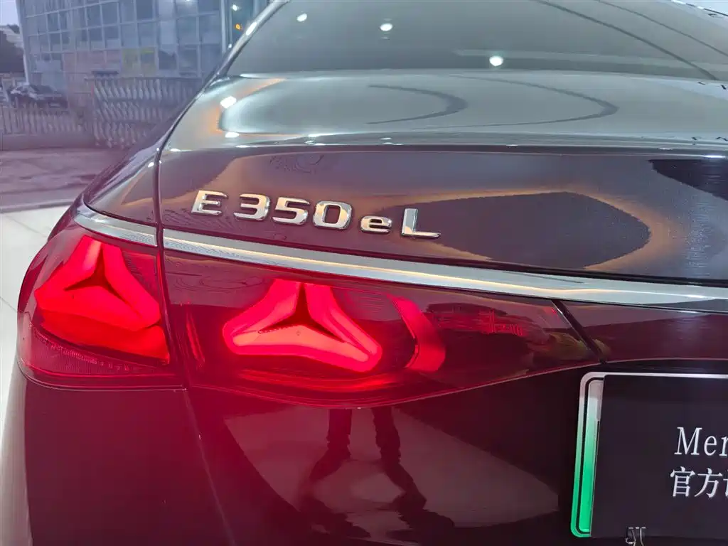 Mercedes-Benz E-Class New Energy 2024 E 350 e L plug-in hybrid sedan купить на сайте DeffCars