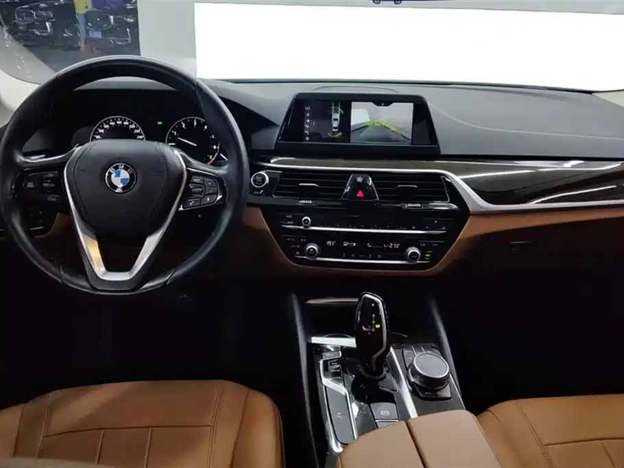 BMW 5 Series 2018 528Li Special Edition launched купить на сайте DeffCars
