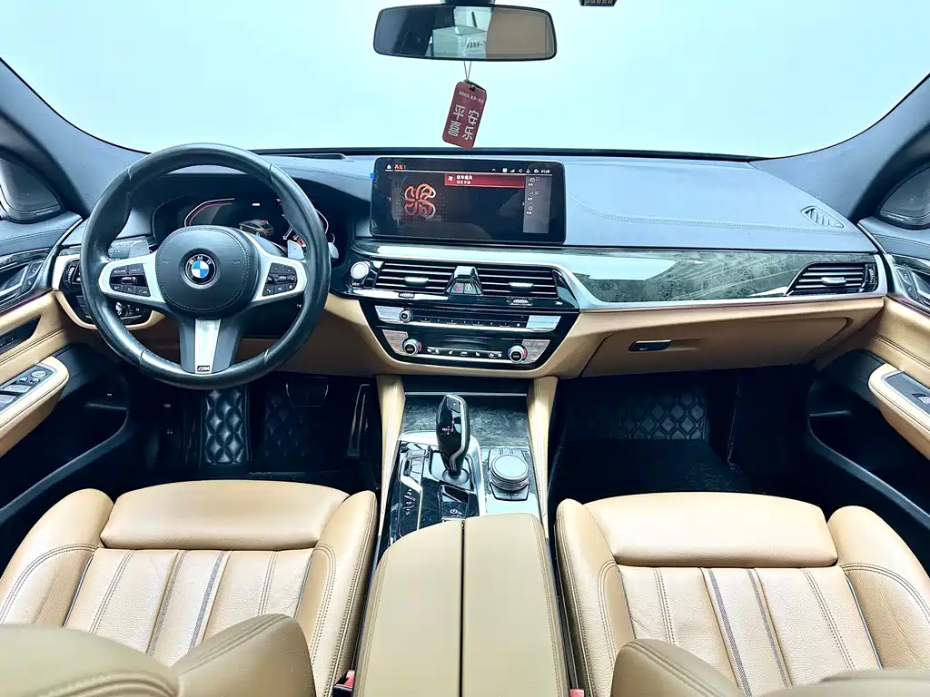 BMW 6 Series GT 2022 630i M Sports Package купить на сайте DeffCars