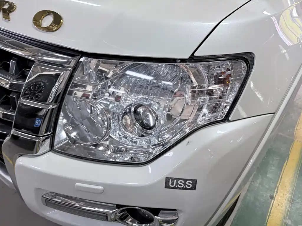Pajero imported 2020 3.0L automatic standard version купить на сайте DeffCars