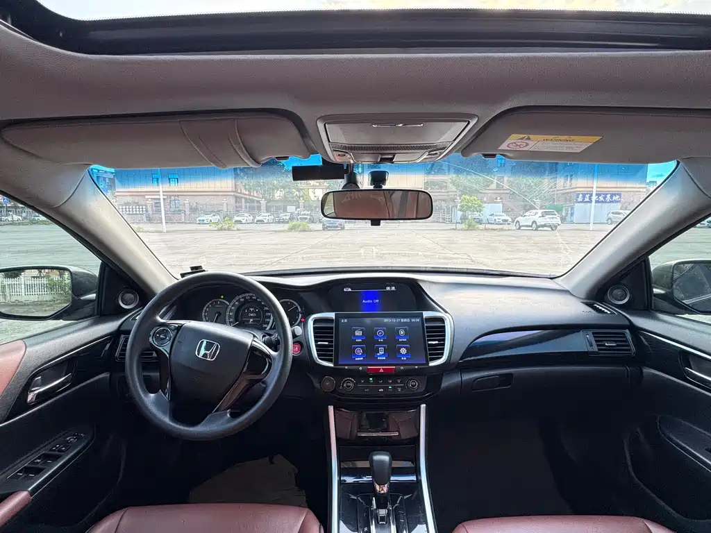 Accord 2016 2.0L Comfort Edition купить на сайте DeffCars