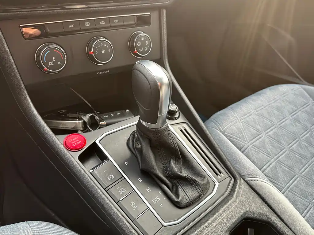 Lavida 2024 1.5L automatic full version купить на сайте DeffCars