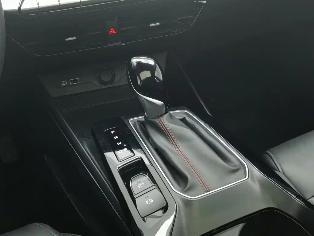 MG5 2023 180DVVT CVT Fashion Edition купить на сайте DeffCars