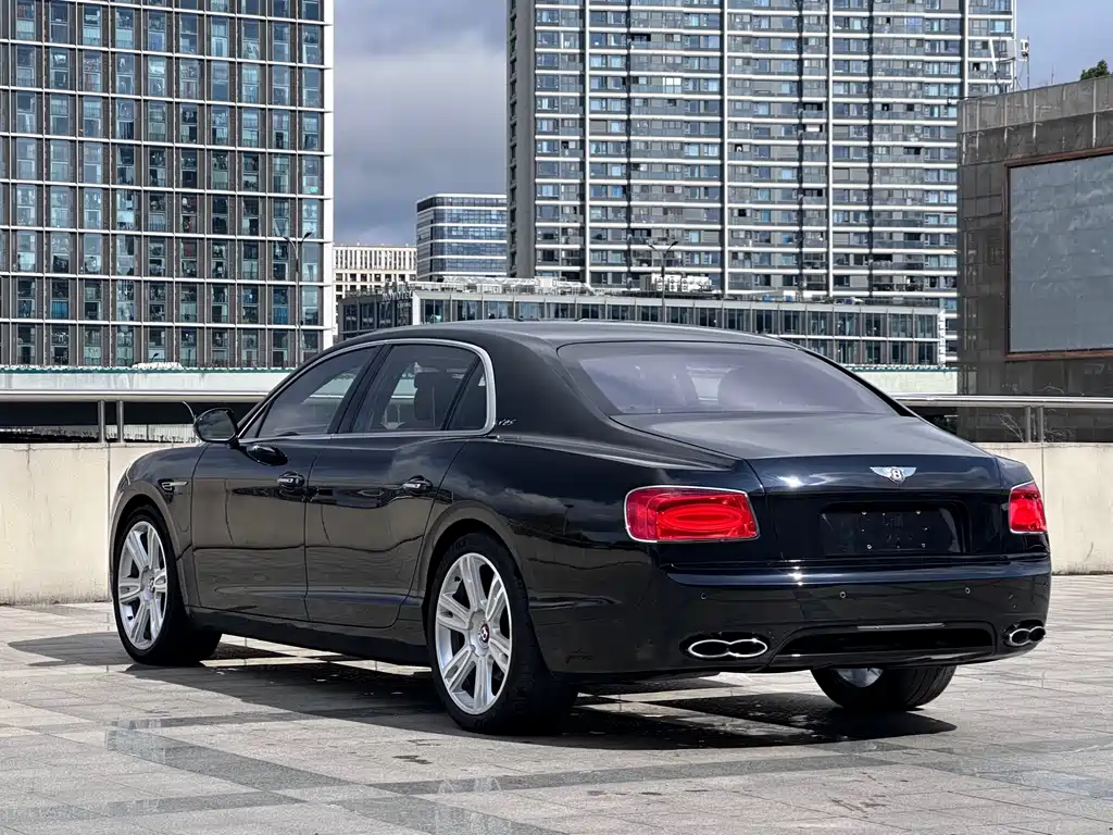 Flying Spur 2014 4.0T V8 Standard Edition купить на сайте DeffCars