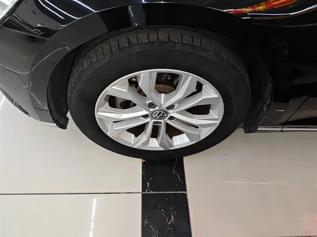 Magotan 2019 330TSI DSG luxury model National VI купить на сайте DeffCars
