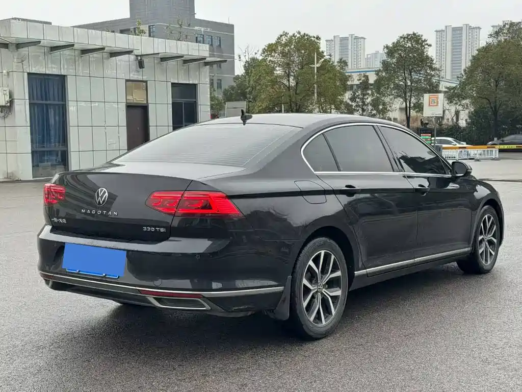 Magotan 2020 330TSI DSG leading model купить на сайте DeffCars