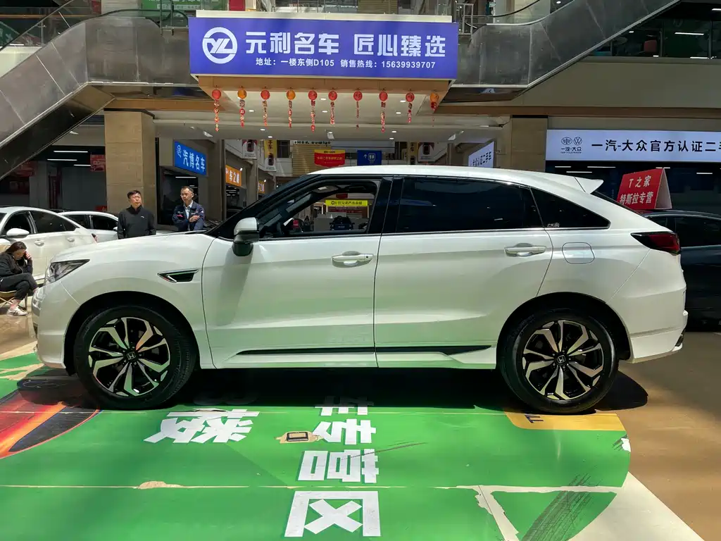 Honda UR-V 2023 370TURBO two-wheel drive premium version купить на сайте DeffCars