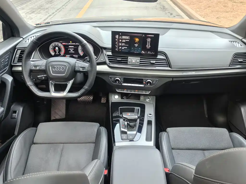 Audi Q5L Sportback 2023 40 TFSI Ice and Snow Sports Edition купить на сайте DeffCars
