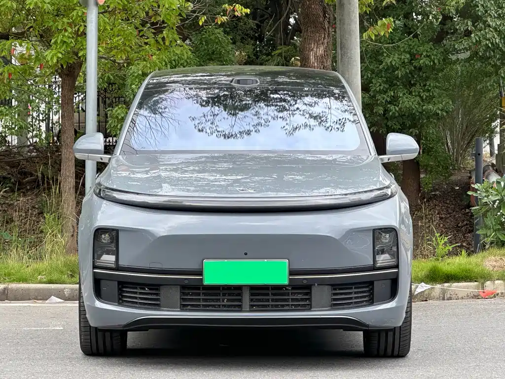 Ideal L8 2025 Max smart refresh version купить на сайте DeffCars