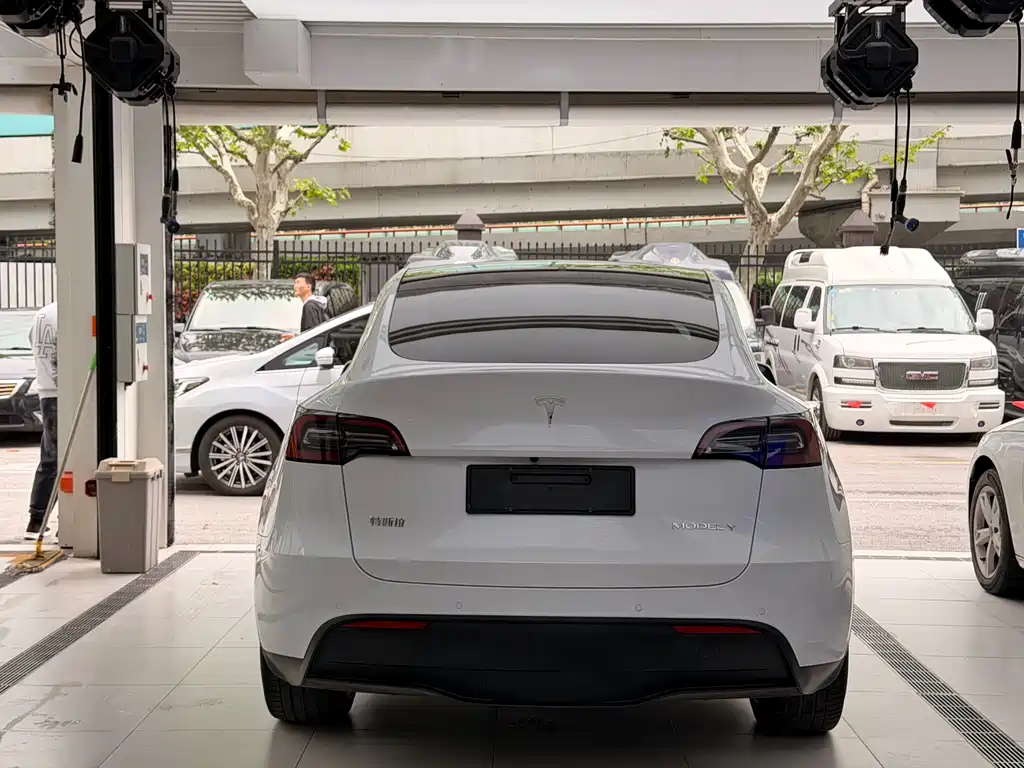 Model Y 2022 facelift, long-range all-wheel drive version купить на сайте DeffCars