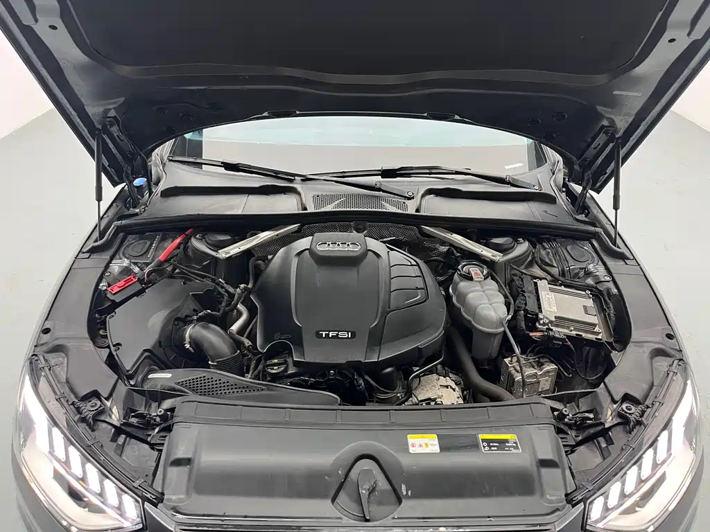 Audi A4L 2022 40 TFSI Fashionable and Dynamic купить на сайте DeffCars