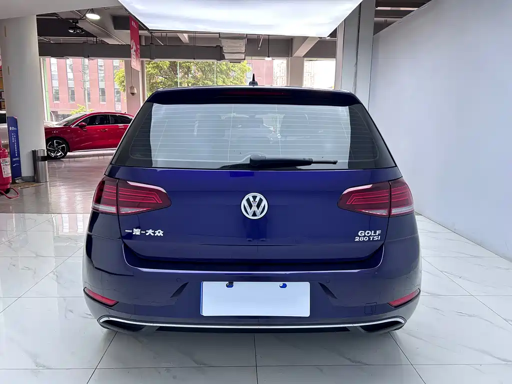 Golf 2020 Beloved Edition 280TSI DSG Comfort Type купить на сайте DeffCars