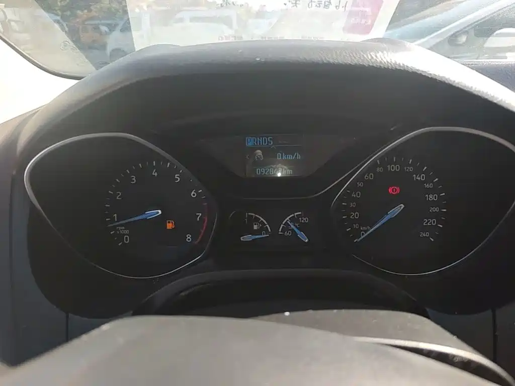 Focus 2018 hatchback classic 1.6L automatic stylish Senova Zhixing version купить на сайте DeffCars