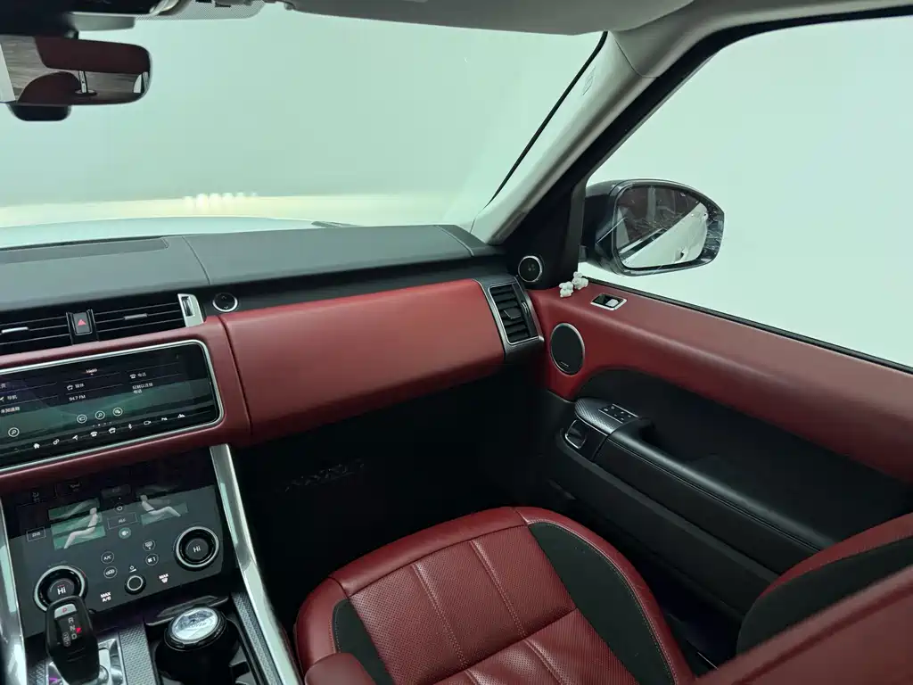 Range Rover Sport 2020 3.0 L6 SE купить на сайте DeffCars