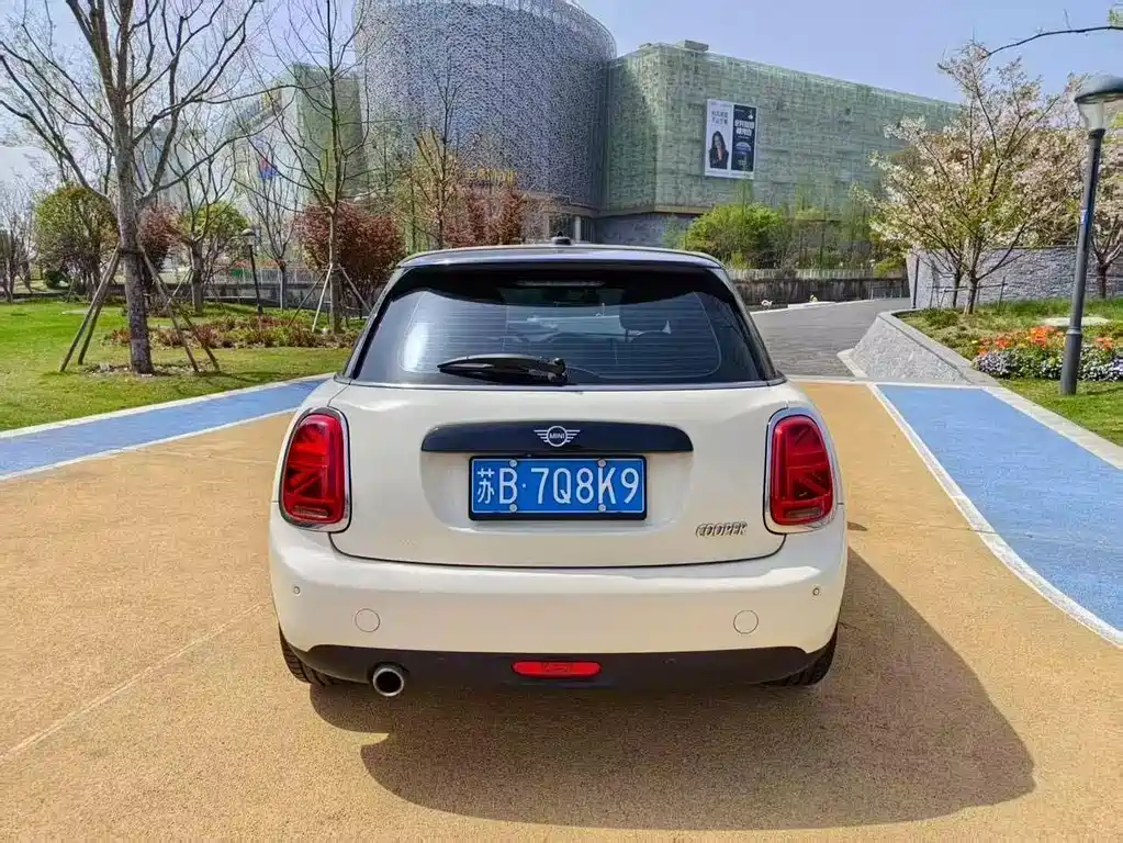 Mini 2018 1.5T COOPER Classic Five-Door Edition купить на сайте DeffCars