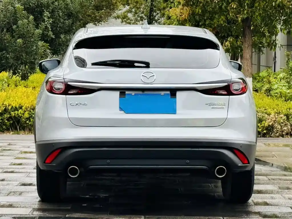 Mazda CX-4 2021 2.0L automatic two-wheel drive Blue Sky Exploration Edition купить на сайте DeffCars