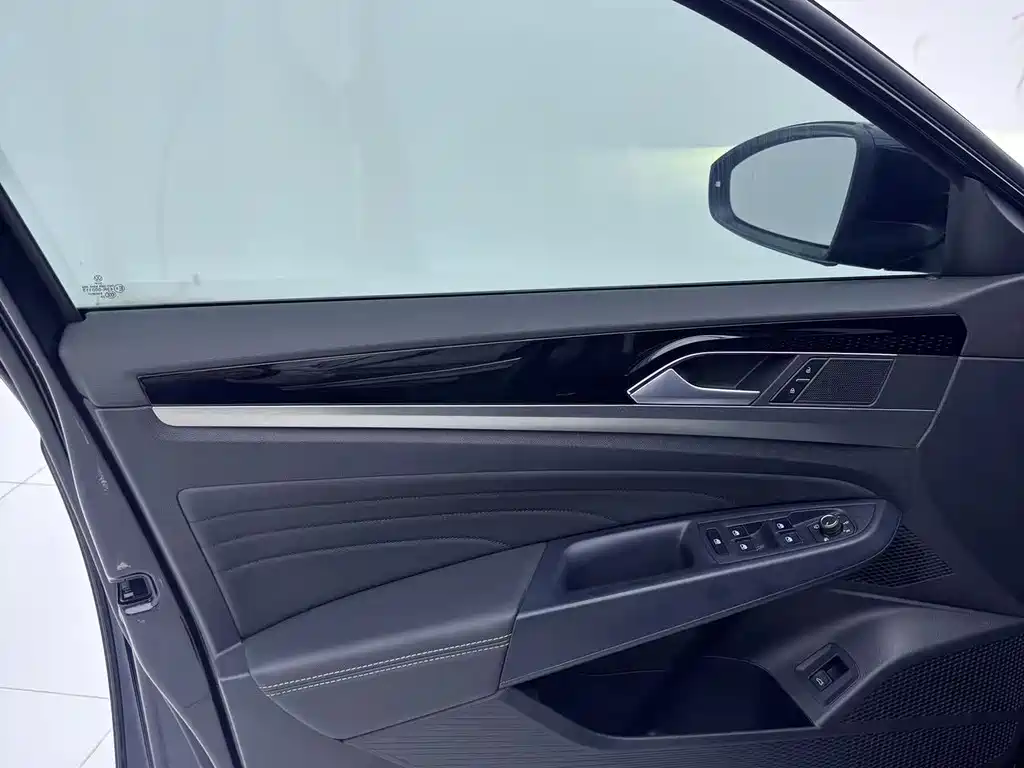 Passat 2024 330TSI Elite Edition купить на сайте DeffCars