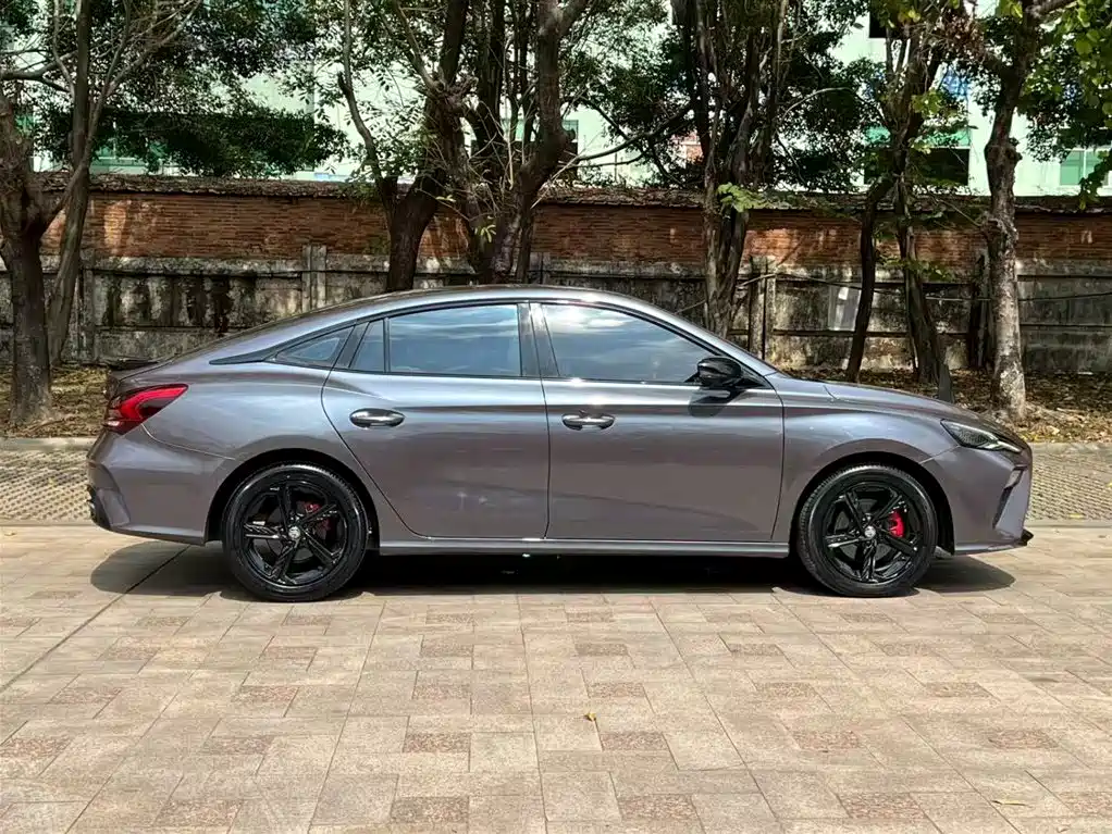 MG5 Scorpio 2022 1.5T Trophy Sports Luxury Edition купить на сайте DeffCars