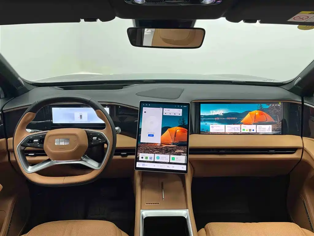 Galaxy L7 2025 EM-i 115km Discovery+ Edition купить на сайте DeffCars