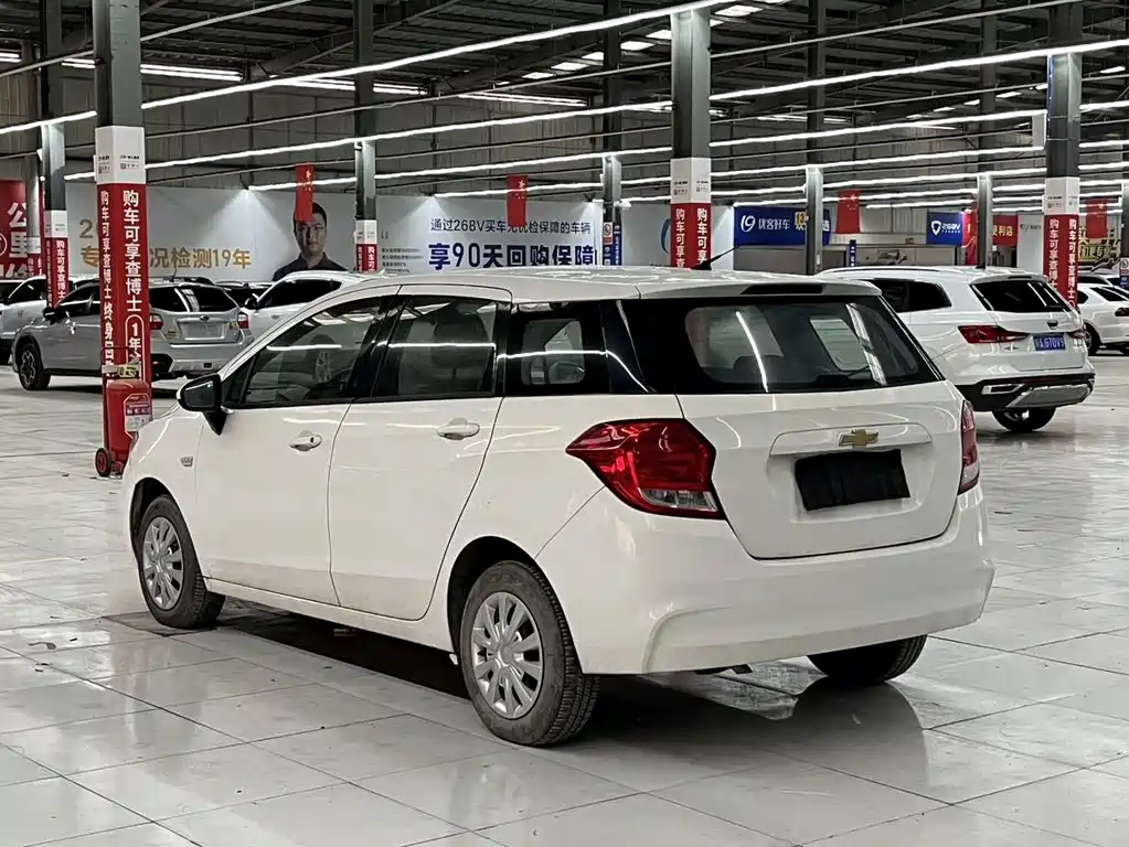 LeFeng RV 2018 1.5L Automatic Smooth Edition купить на сайте DeffCars