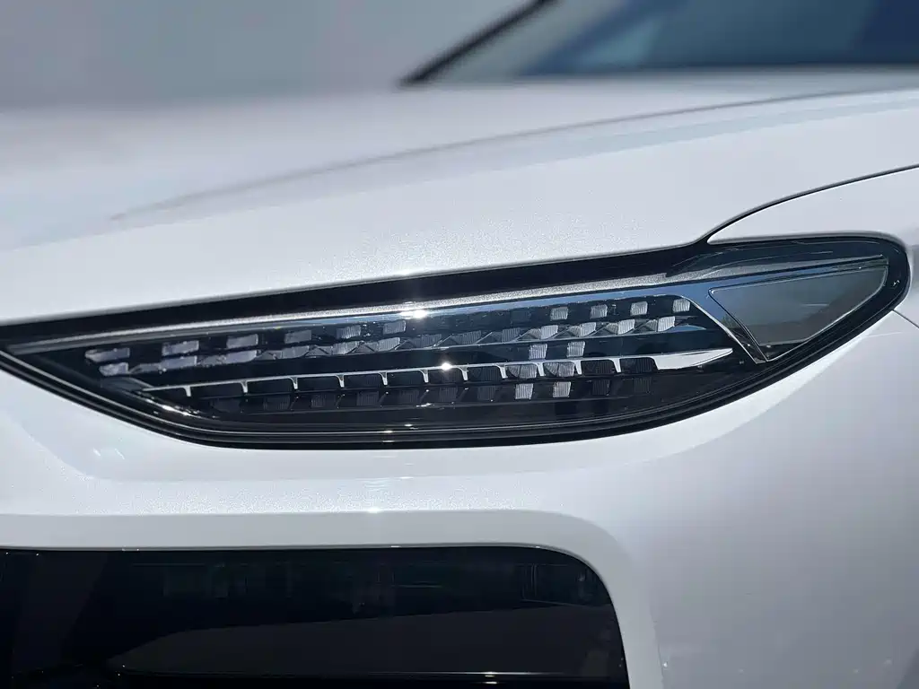 Audi Q6L e-tron 2026 first pilot version купить на сайте DeffCars