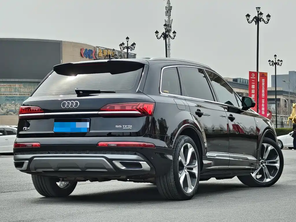 Audi Q7 2020 55 TFSI quattro S line sports купить на сайте DeffCars