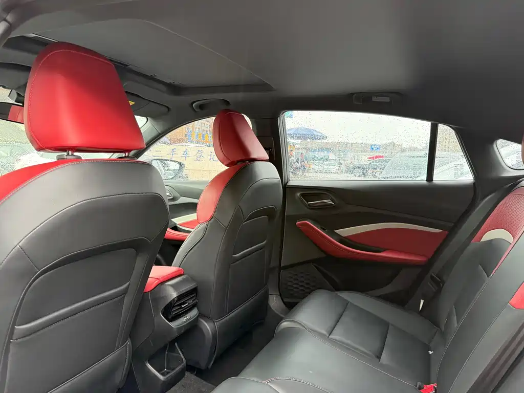MG5 2021 300TGI DCT Green Luxury Edition купить на сайте DeffCars