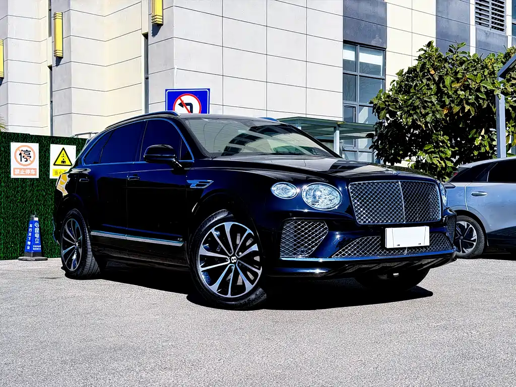 Bentayga 2021 4.0T V8 купить на сайте DeffCars