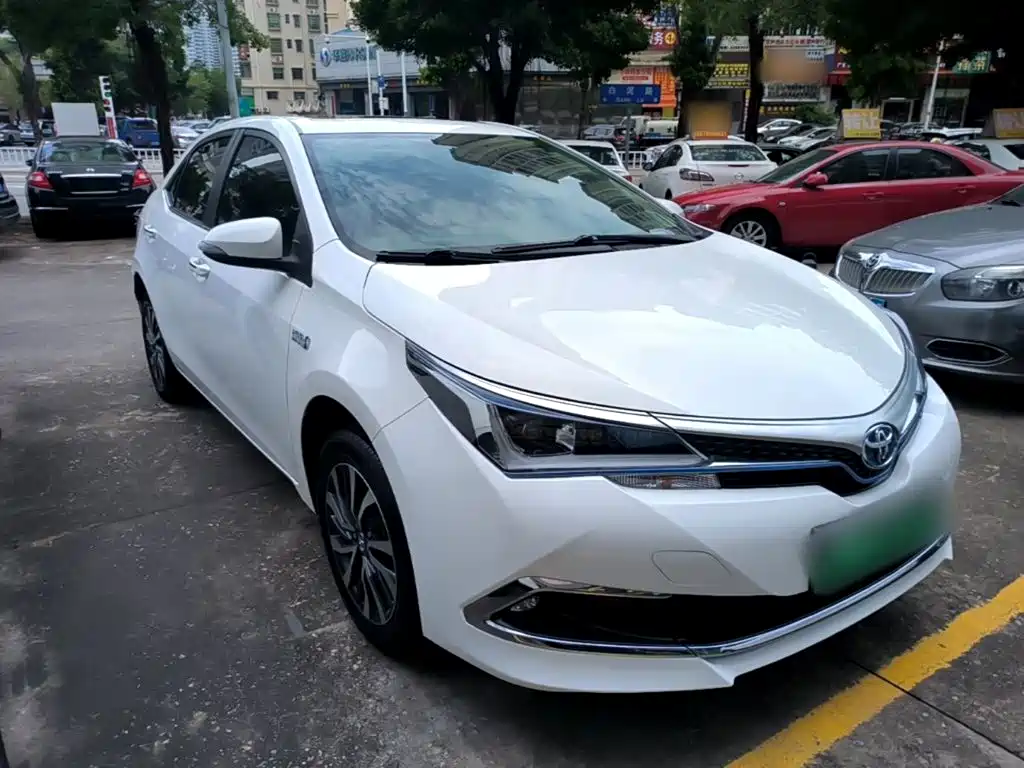 Corolla Dual Engine E+ 2019 1.8L E-CVT leading version купить на сайте DeffCars