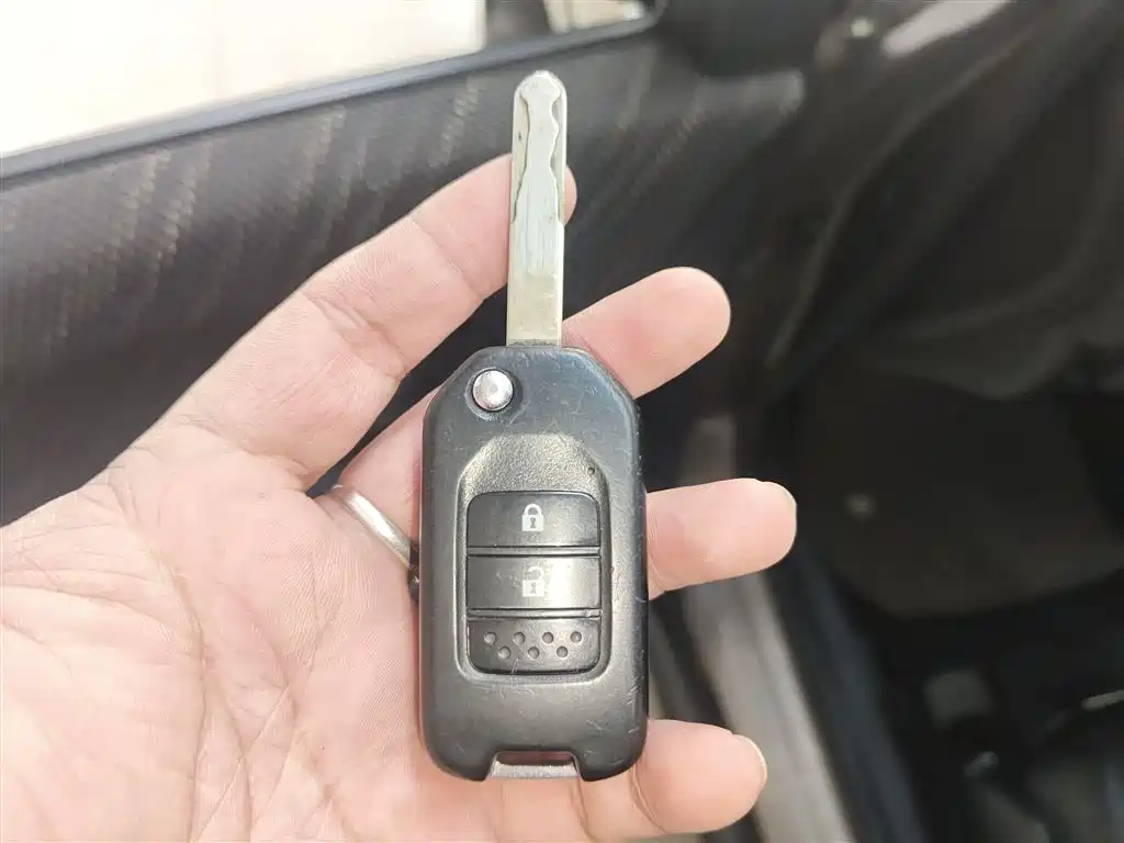 Honda XR-V 2017 1.5L LXi Manual Classic Edition купить на сайте DeffCars