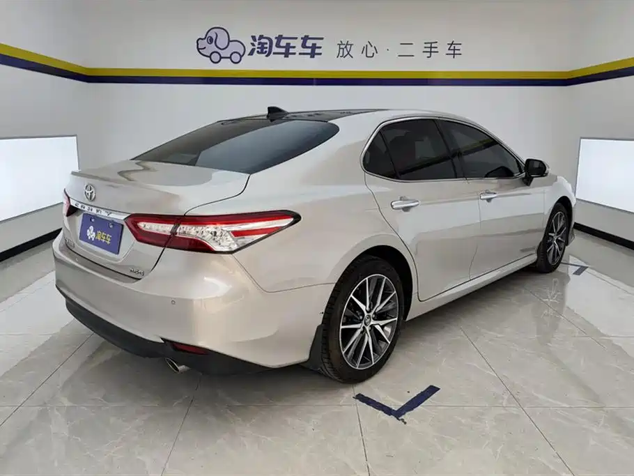 Camry 2021 2.5G Deluxe Edition купить на сайте DeffCars