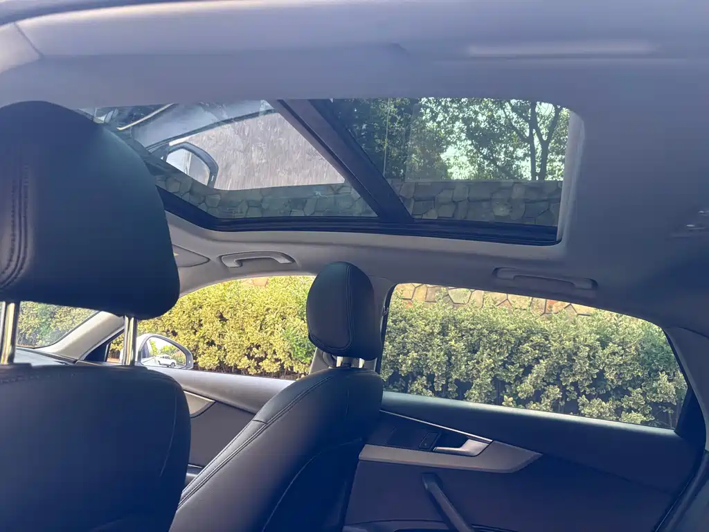 Audi A4L 2019 40 TFSI Enterprising National V купить на сайте DeffCars