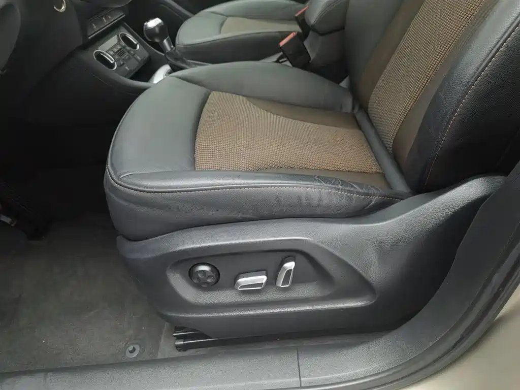 Audi Q3 2017 35 TFSI Fashion купить на сайте DeffCars