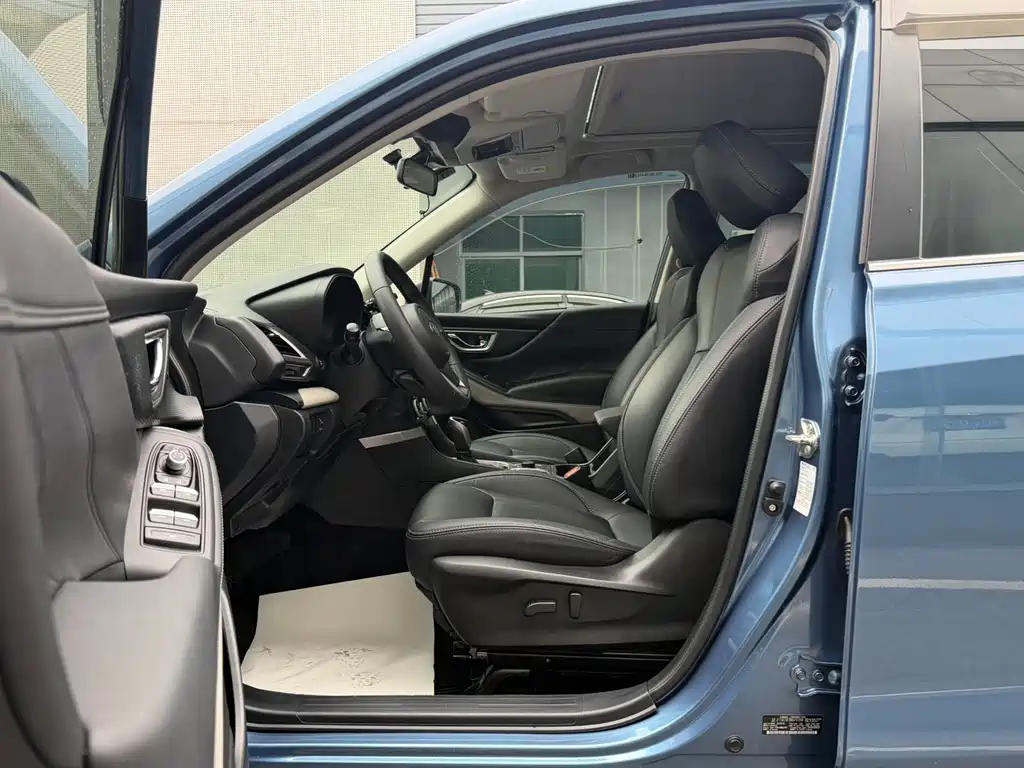 Forester 2022 2.0i AWD Deluxe Edition EyeSight купить на сайте DeffCars